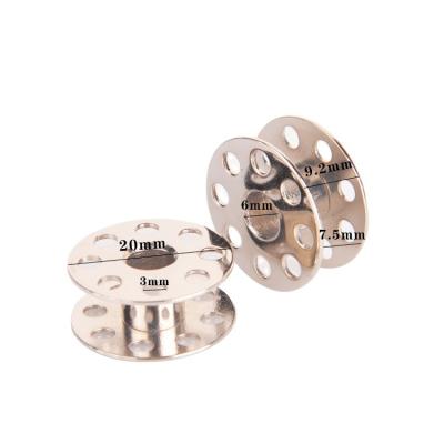 China Liscio JINZEN 270010 high quality BOBBIN sewing machine spare parts iron hole bobbin for single machine for sale