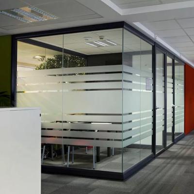 China Easy Installation 2022 Modern Design Double Glass Partition Wall Tempered Glass Detachable For Bank Use Office Partitioning for sale