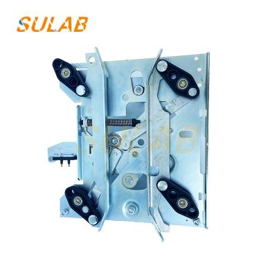 China KONE Elevator R6 Door Knife KM902670G15 Floor Door Door Knife D7 With Lock Door Knife Device Door Lock Device for sale