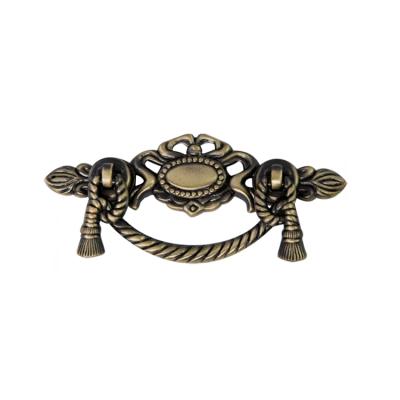 China Easy installation and various design durable antique box drawer pulls classic bronze furniture wardrobe door handles for sale