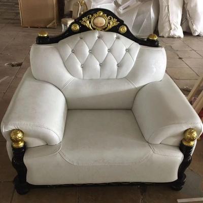 China New Arrivals 2021 Classic European Luxury Home Furniture Antique Style Living Room Solid Wood Leather Sofa for sale