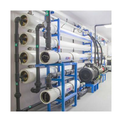 China 2500L/Hour Hotels Water Treatment Seawater Desalination Plant Mobile Reverse Osmosis System for sale