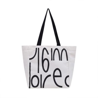 China Fashion Large Capacity Shopping Bag Eco-friendly Hot Selling Nylon Tote Bag For Travel Daily Shopping for sale