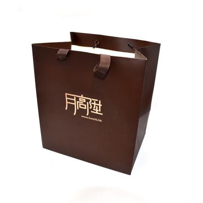 China Gift Handmade Eco-Friendly Ivory Ivory Packaging Bag For Clothes Chocolate Paper Bag Luxury Cream Shopping Bag for sale