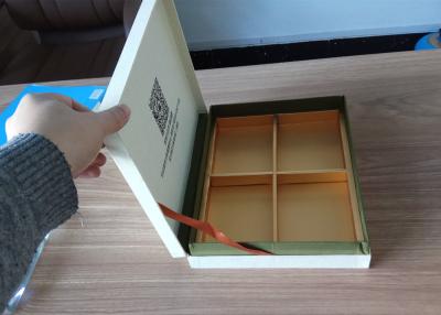 China Interior Plastic Tray Food Gift Boxes Beautiful Custom Color Lightweight for sale