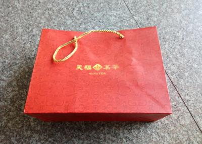 China Fashion Red Foldable Paper Bag  , Promotional Paper Bags 31.5cm X 17cm X 12cm for sale