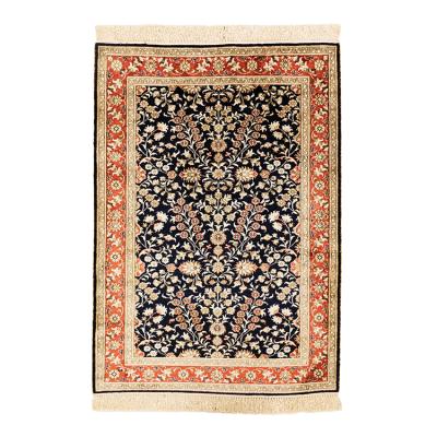 China 2.5x4ft CLASSIC Silk Rug 100 Small Persian Handmade Silk Carpet Blankets for sale