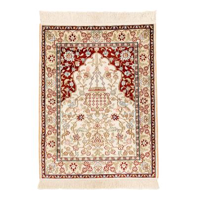 China Handcrafted CLASSIC 1.5x2ft Oriental Chinese Traditional Red Silk Blanket Area Rugs For Sale for sale