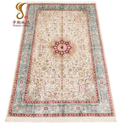 China Living Room CLASSIC High Quality Luxury Silk Hand Knotted Rug Vintage Persian Rug for sale