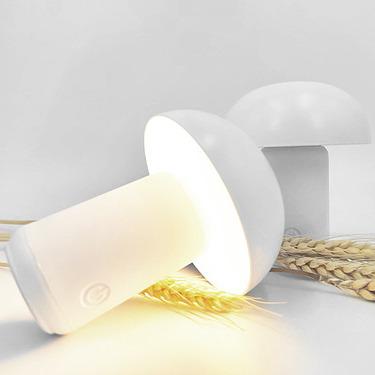 China Hotel Hot Sale New Design LED Night Light White Living Room Lighting Mushroom White Light for sale