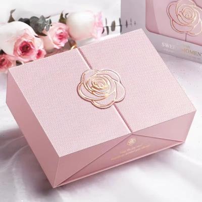 China Modern Luxury Design Double Opening Gift Box Perfume Cosmetic Set Packaging With Magnetic Closure Custom Logo Mystery Packaging Box for sale