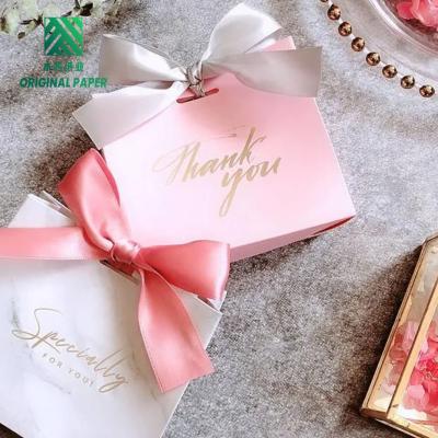 China Recycled Materials Perfect Boxes For Birthday Gift Low Price Wholesale Wedding Gift Box With Ribbon Bow Wedding Gift Box for sale