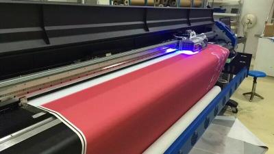 China Rollo ultravioleta de la impresora para rodar la impresora solvente de Eco para imprimir cualquier materiales en venta