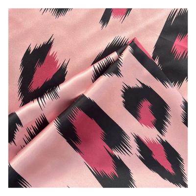 China Wholesale New Fashion 100% Polyester Silk Satin Memory Digital Printed Fabric for sale