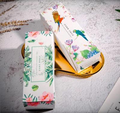 China Luxury Recycled Materials Cookie Box Packaging Design With Your Own Logo Beauty Box Packaging for sale