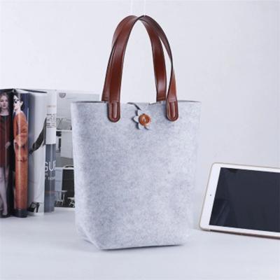 China High quality new arrivals carry on handbag shoulder bag felt shopping bag wool felt laptop sleeve case for sale