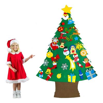 China Hot Selling Christamas Decoration Eco Friendly Diy Felt Mini Christmas Tree Set With Hanging Decorations For Kids for sale