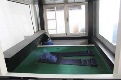 China High Precision Laser Engraving Machine for Jeans Wash Denim Finishing for sale