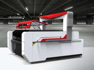 China Laser Fabric Cutting Machine for Sportswear / Fly Scanning Laser Cutter for Printed Pattern for sale