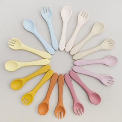 China Eco-freindly 2020 New Arrivals 24 Colors Soft Miscellaneous Baby Shower Gift Portable Unbreakable Spoon for sale