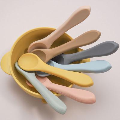 China Eco-freindly New Arrival Baby Bib BPA Free Non-Toxic Logo Waterproof Silicone Wean Style Customized Feeding Spoon for sale