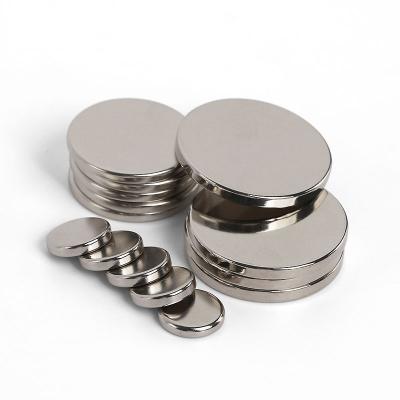 China Super Powerful Magnetized Industrial Magnet Neodymium Magnets Three Poles Magnet for sale