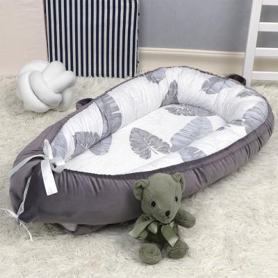 China Folded Baby Hutch Newborn Infant Portable Bedding Set Nest Newborn Soft Breathable Organic Cotton Bionic Play Sleep Bed for sale