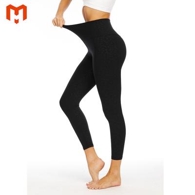 China New Breathable Arrive Wholesale Fashion High Elastic Leggings Sports Bra Pants Black Sports Yoga Set With Inner Pockets Women Active Use for sale