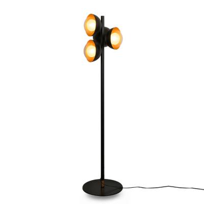 China Floor Lamp Modern Metal Flower Hotel Bedroom Living Room Home Office Fashion Retro Garden Lamp Floor Lamp for sale