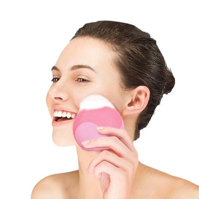 China Mini Electric Silicone Personal Facial Cleansing Ultrasonic Spa Face Scrubber Sonic Vibrating Facial Cleansing Brush Massager for sale