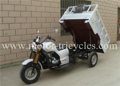 China Cargo Box Three Wheel 250CC Motor Tricycle Optional Color >30 ° Climbing Capacity for sale