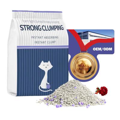 China Cats Wholesale Cheapest 100% Natural Sodium Clay Cat Sand Strong Clumping Easy Premium Clean Cat Litter Bentonite for sale