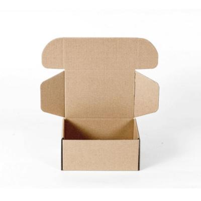 China Custom Recycled Packaging Materials Cardboard Cardboard Boxes Apparel Mobile Packing Dress Box for sale