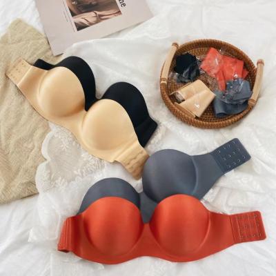 China Strapless Bra Invisible Bralette Women's Invisible Gathering Bralette Women's QUICK DRY Shiny Front Buckle Underbust Bra One-Piece Bra for sale