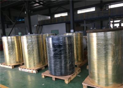 Chine L'aluminium poli par largeur adapté aux besoins du client dépouille fortement durable pour allumer le réflecteur à vendre