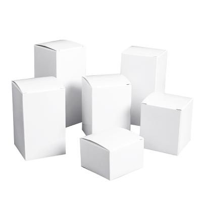 China Recycled Materials Customized Product Packaging White Box White Cardboard Packaging Box for sale