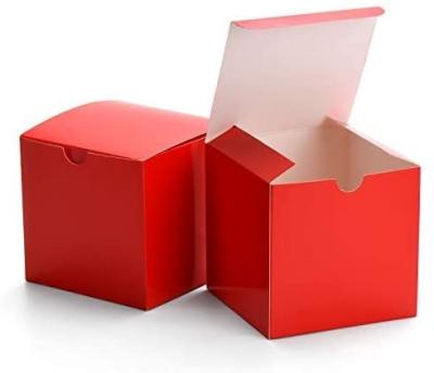 China Recycled Materials Packaging Boxes Custom Logo With Red Color Varnishing Cake Or Candle Dessert Paper Boxes Package for sale