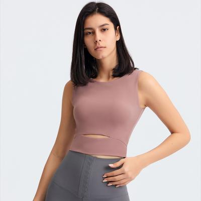 China New 2022 Spring Breathable Summer Yoga Tops Cushion Sleeveless Fashion Round Neck Navel Breathable Running Sports Fitness Invest Bra Tops for sale