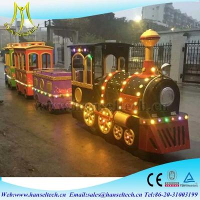 中国 Hansel Amusement park electric trackless train for kids ride in the playground 販売のため