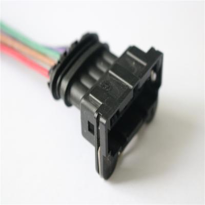 China Plastic Motorbike 5 Pin Headlight Harness Plug Waterproof Motorcycle Harness Connector FOR 752S for sale