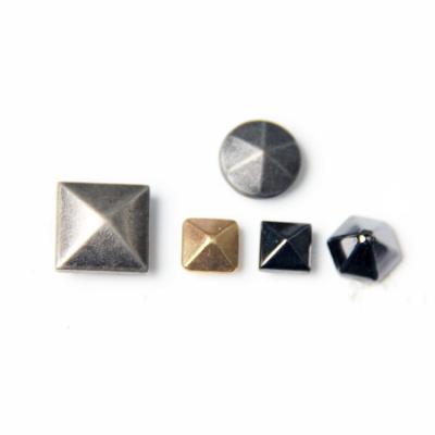 China Wholesale Best Quality Viable Custom Design Alloy Metal Pyramid Studs Cone Rivet Spike Studs For Garment for sale