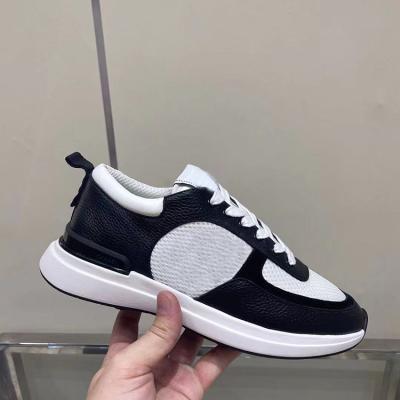 China Comfortable Breathable Women Sports Shoes Women Lightweight High Quality Durable Lightweight Breathable Sports Shoes Walking Sneakers for sale