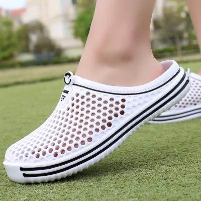 China 2022 Trend Unisex Fashion Women Shoes Beach Slippers Hollow Out Non-slip Casual Men's Flip Flops Shoes Sandal Beach Couples Slippers for sale