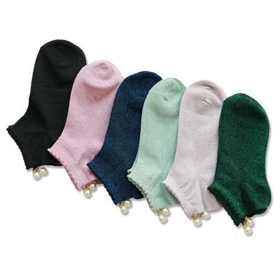 China Anti-Slip Hand Made Pearl On Socks Women Glitter Fancy Boat Socks for sale