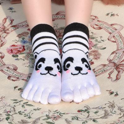 China Wholesale Colorful QUICK DRY Five Finger Toe Separator Cute Cartoon Animal Five Finger Bangs Female Slot Toe Socks for sale