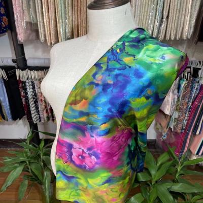 China Wicking 180gsm Knitted Poly Span Jersey Fabric Digital Print Gradient Simple Flower Pattern For Women's Dress for sale