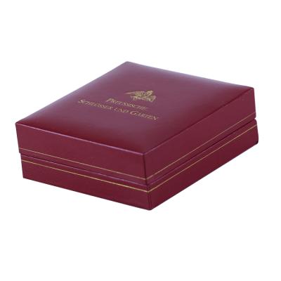 China High End Luxury Wooden Jewelry Wooden Gift Packaging MDF Wooden Box Custom Magnet for sale