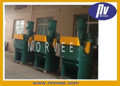 China Crawler type Automatic Industrial Sandblasting Equipment For Small Ironware for sale