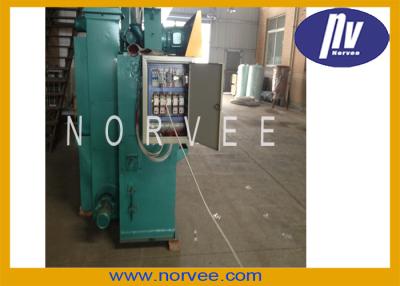 China Crawler Belt Automatic Sandblasting Machine / Sandblaster For Steel Bolts for sale