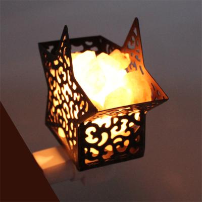 China CE ETL Himalayan Natural Rock Salt Lamp Vintage Style Crystal Salt Wrought Iron Wall Plug Salt Lamp for sale